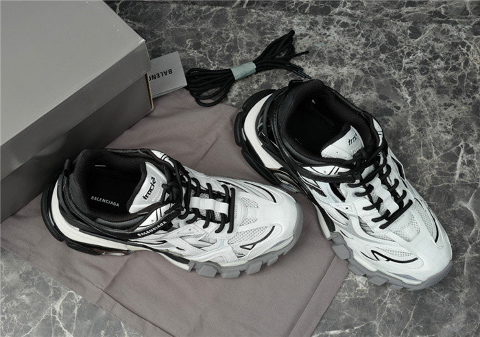 balen track trainer