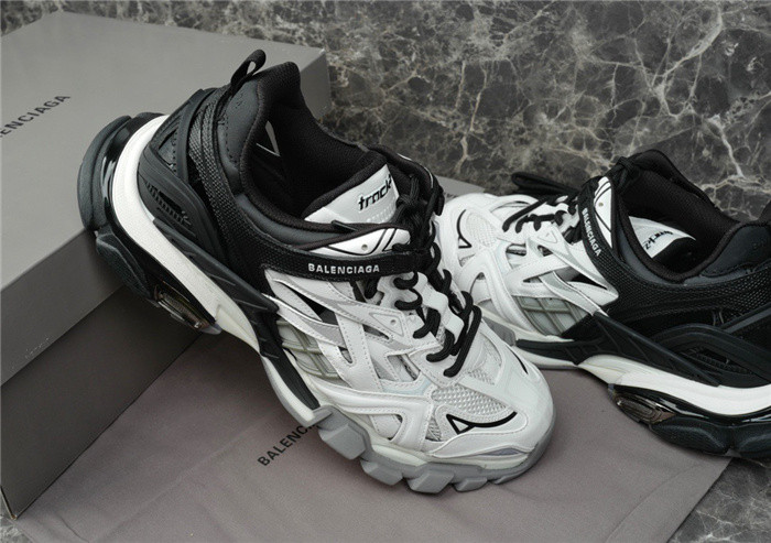balen track trainer