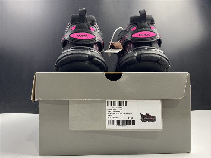 balen track sneaker pink and black 542023 w2la1 2046