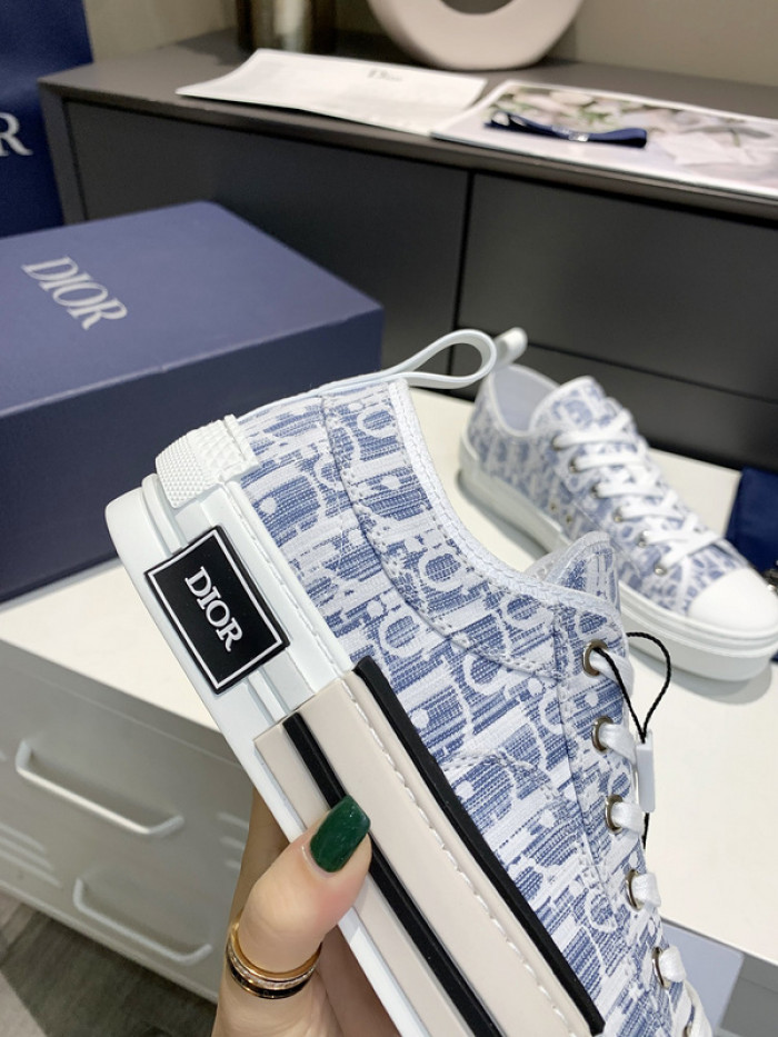 b23 oblique sneaker