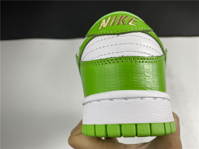 nike sb dunk low stars mean green (2021) dh3228-101