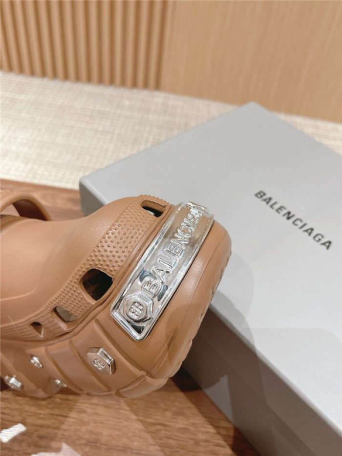 balen sandals