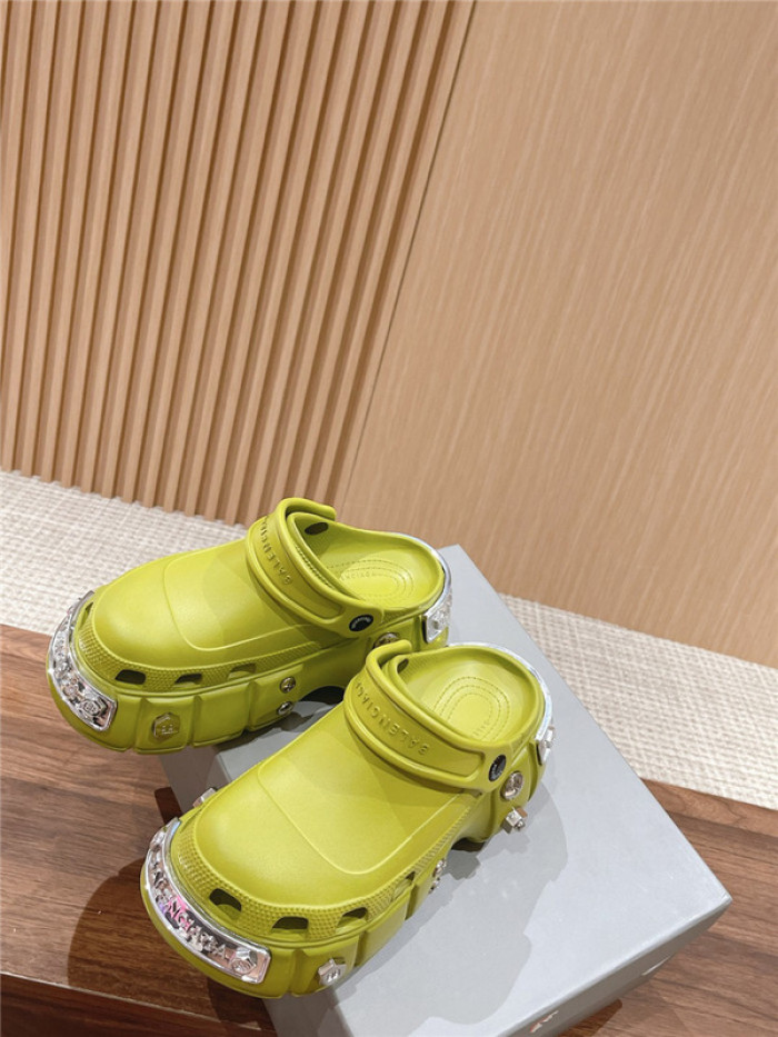 balen sandals