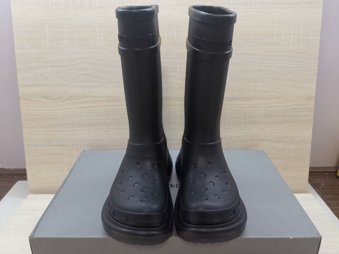balen x crocs rubber rain boots-black