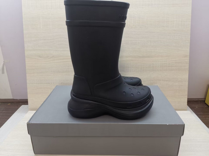 balen x crocs rubber rain boots-black