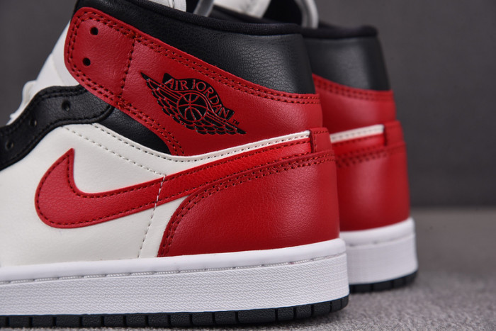 air jordan 1 mid gym red off noir bq6472-160