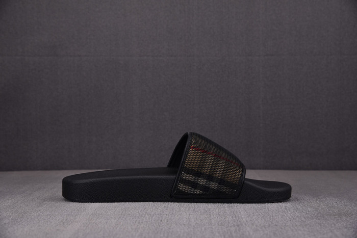 bur*berry slide