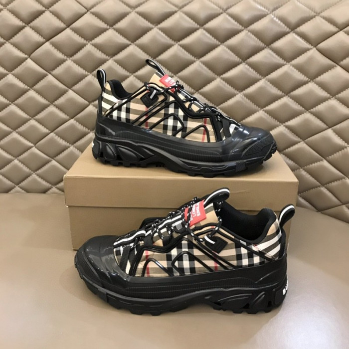 bur*berry sneakers