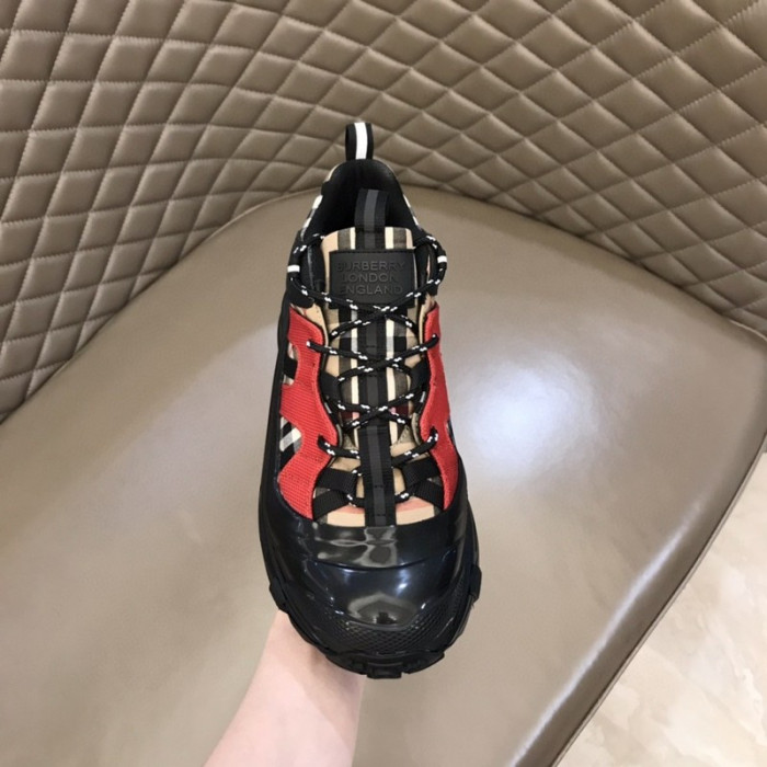 bur*berry sneakers