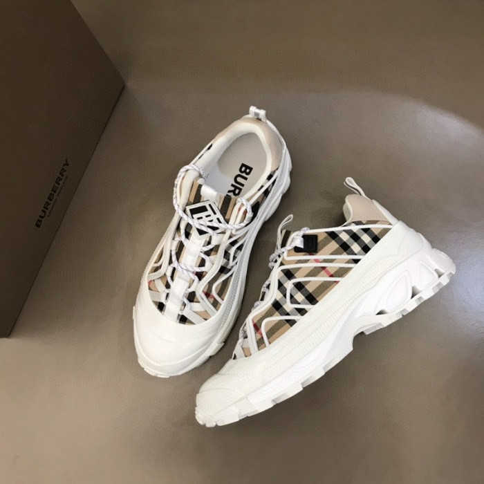 bur*berry sneakers