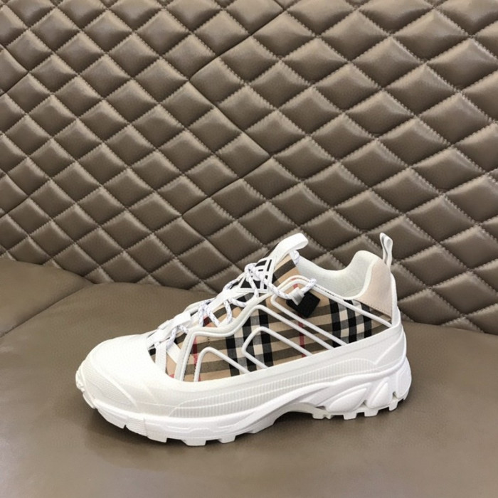 bur*berry sneakers