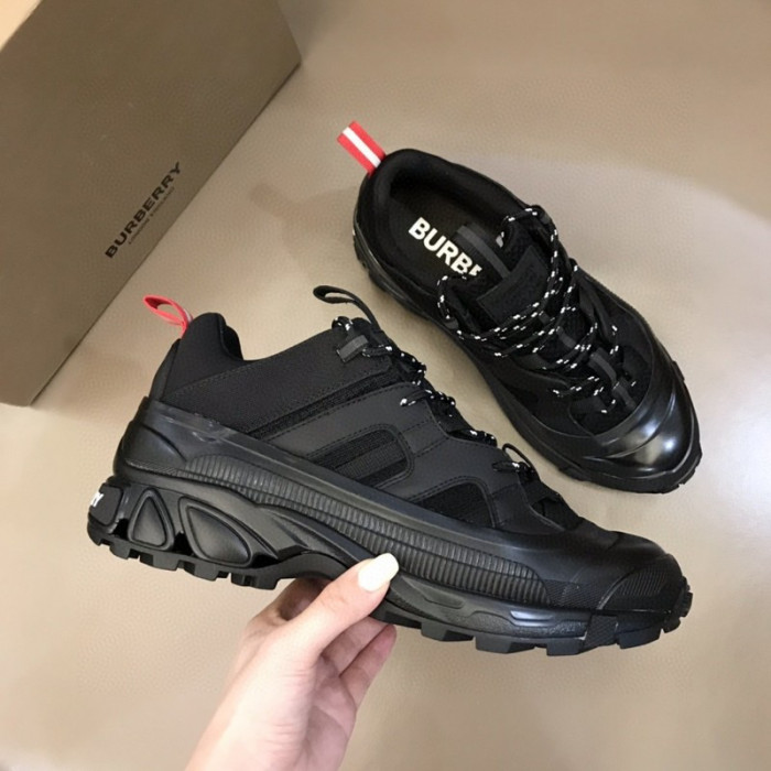 bur*berry sneakers