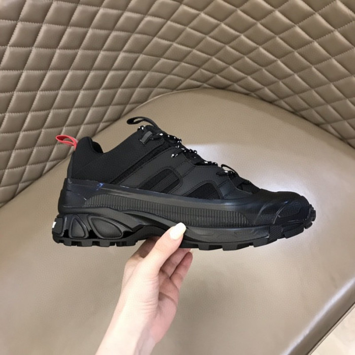 bur*berry sneakers