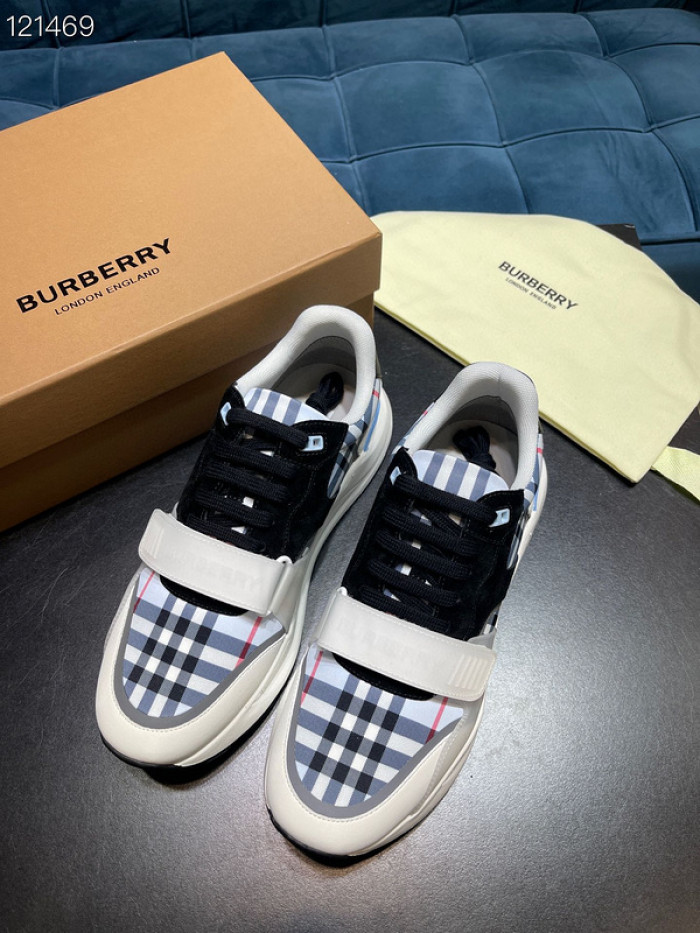 bur*berry sneakers