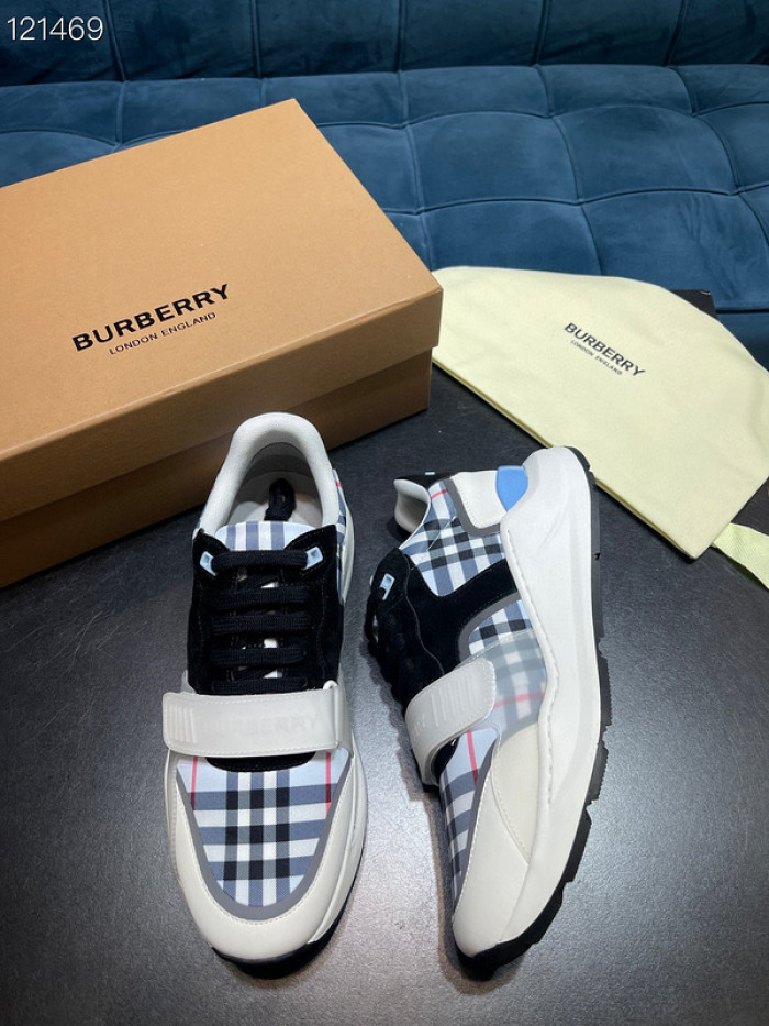 bur*berry sneakers