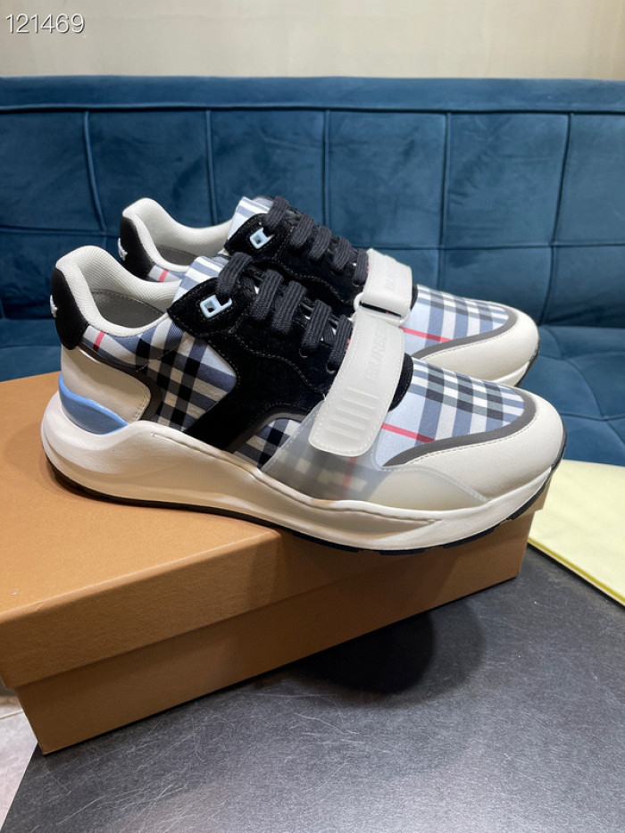 bur*berry sneakers