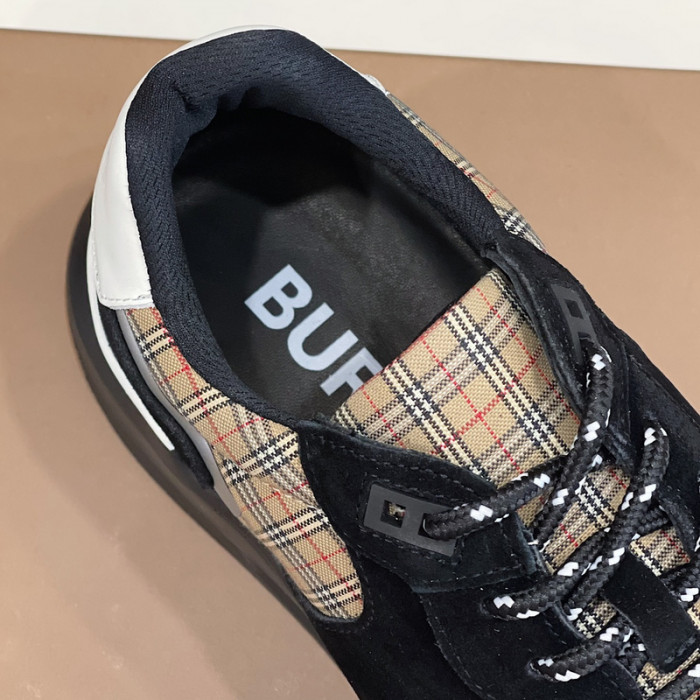 bur*berry sneakers