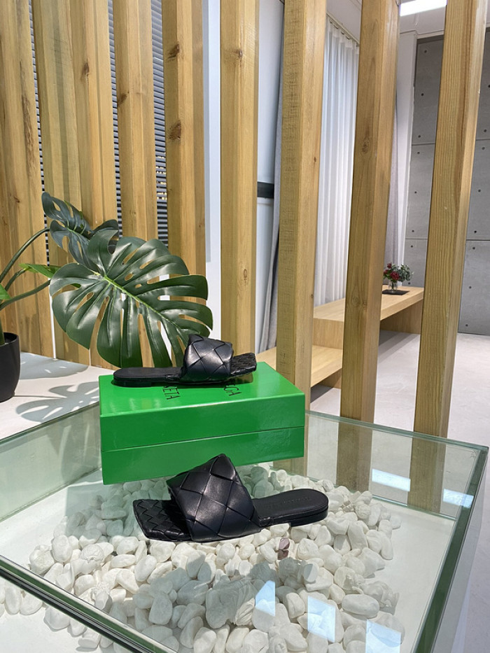 botteg*Ve*ne*ta sandal