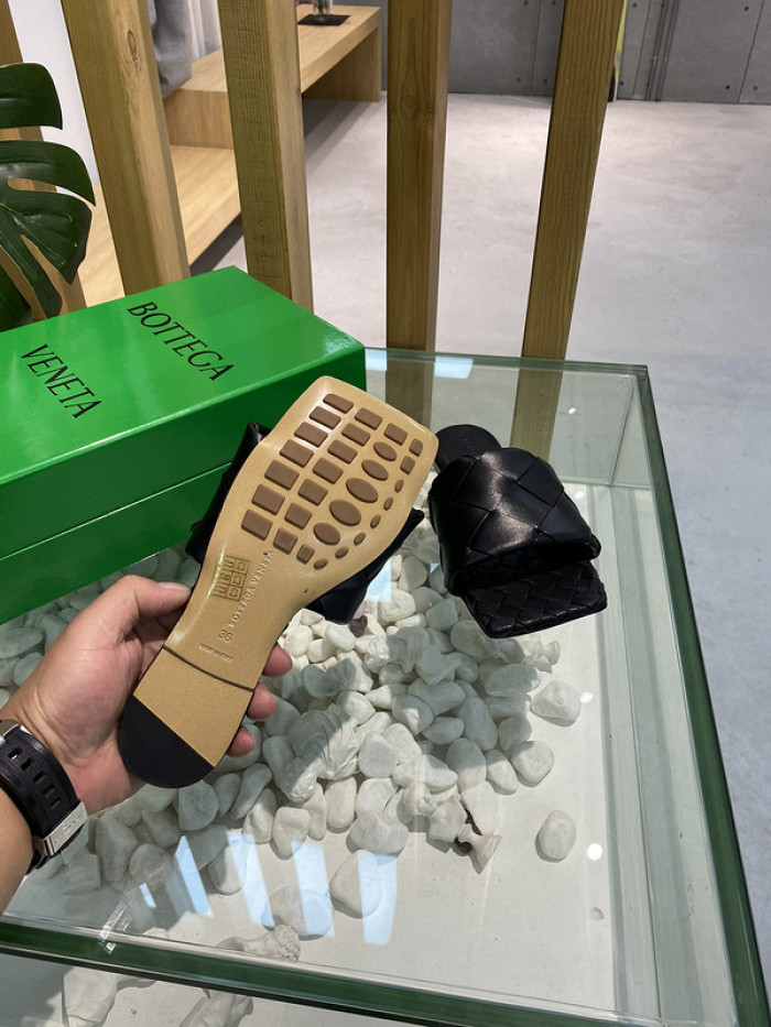 botteg*Ve*ne*ta sandal