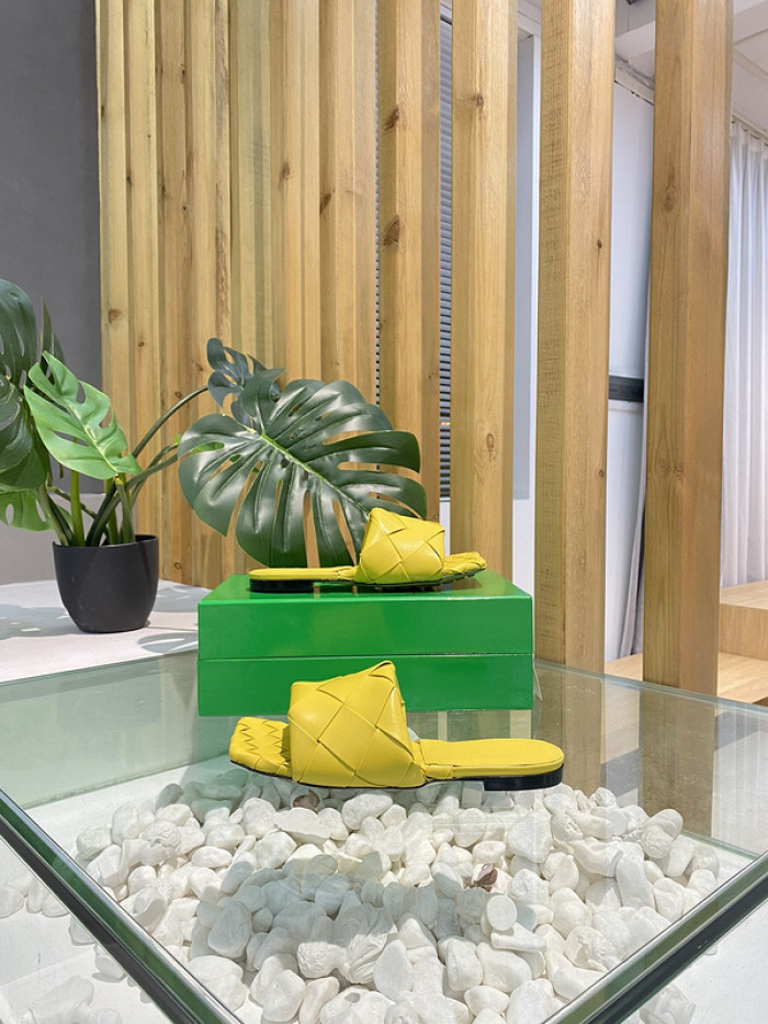 botteg*Ve*ne*ta sandal