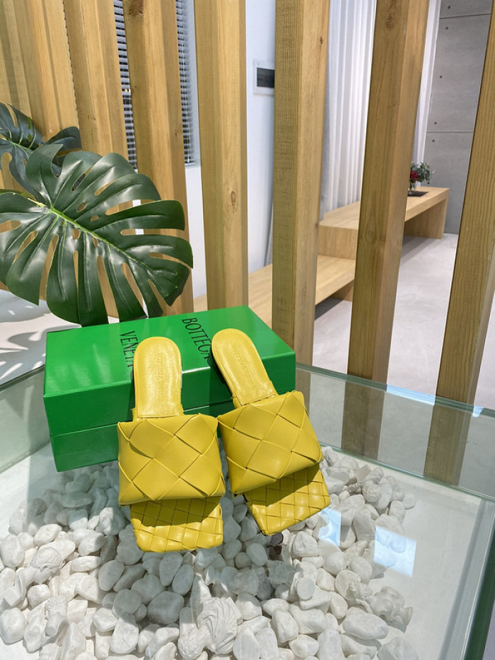 botteg*Ve*ne*ta sandal