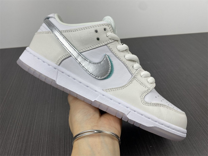nike sb dunk low diamond S*pply co white diamond bv1310-100
