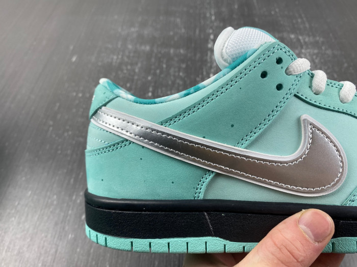 nike sb dunk low T*f*ny blue bv1310-402