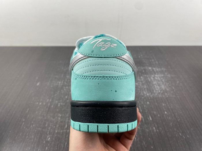 nike sb dunk low T*f*ny blue bv1310-402