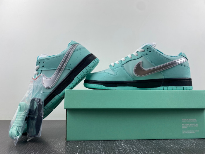 nike sb dunk low T*f*ny blue bv1310-402