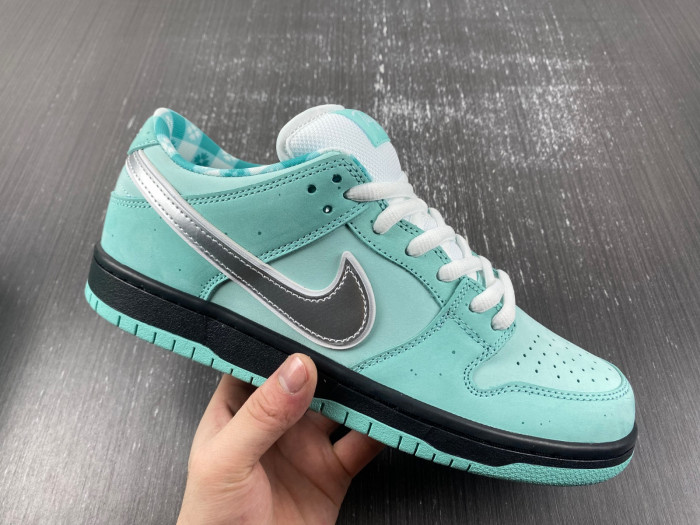 nike sb dunk low T*f*ny blue bv1310-402