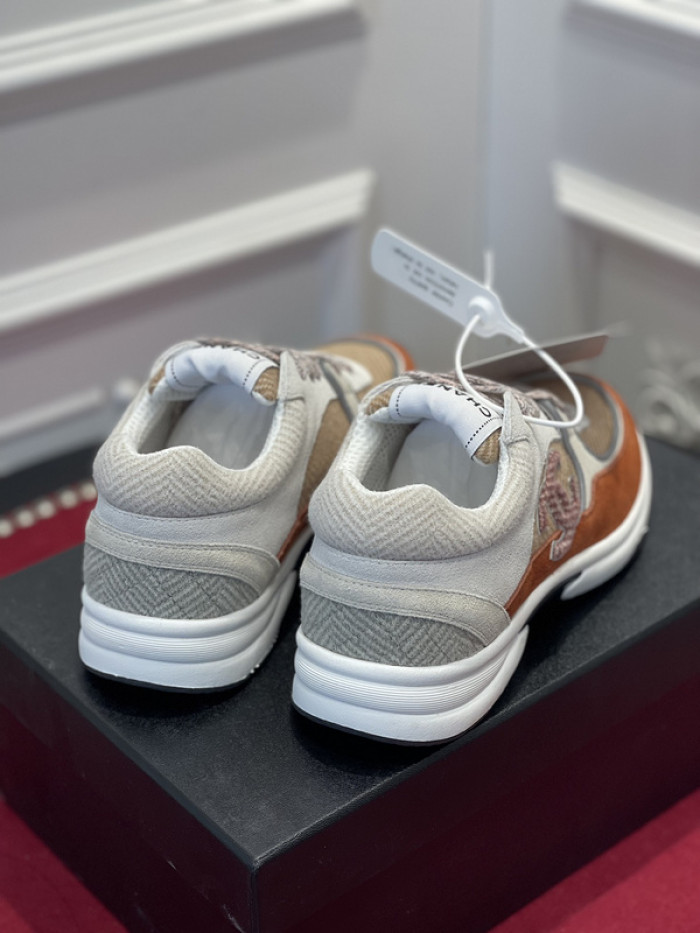 CH SNEAKERS