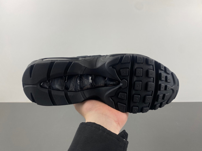 Nike Air Max 95 Essential Triple Black CL3705-001