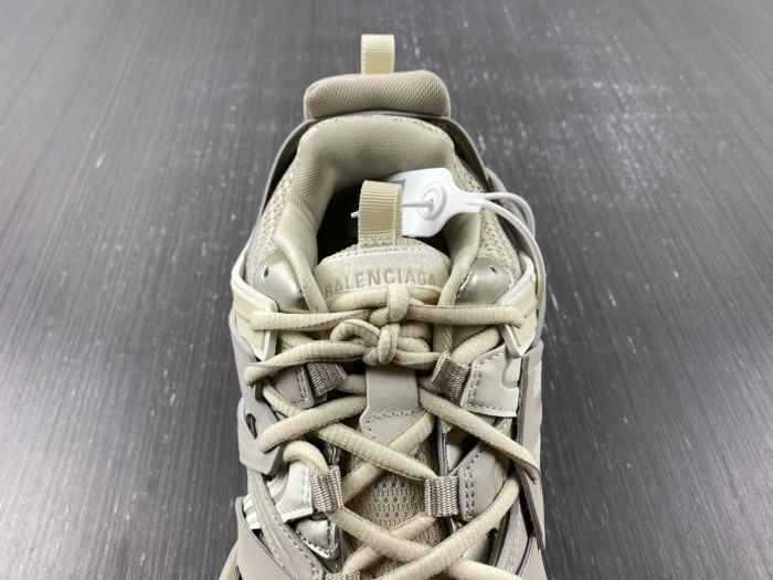 balen track trainer 3.0 cream gray