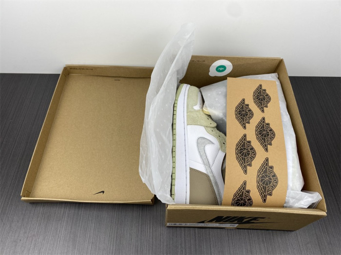air jordan 1 high zoom air cmft olive aura (w) ct0979-102
