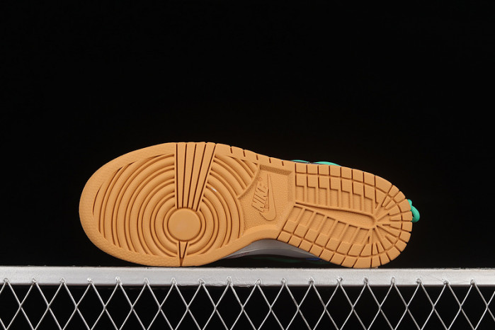 nike dunk low se ‘’ free.99