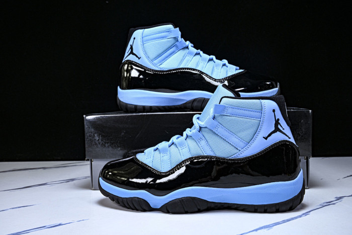 Air Jordan 11 Black Blue CT8012-440