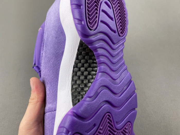 Air Jordan 11 Purple Velvet CT8012-555