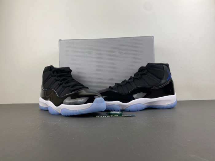 Air Jordan 11 “Space Jam”（2026）CT8012-900