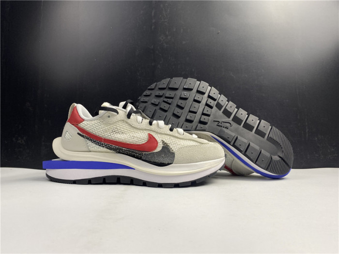 nike vaporwaffle sacai sport fuchsia game royal cv1363-100