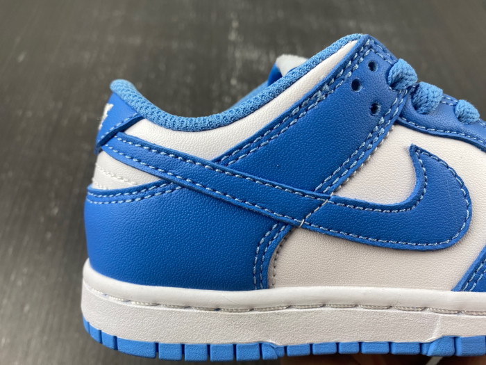 kids dunk shoes