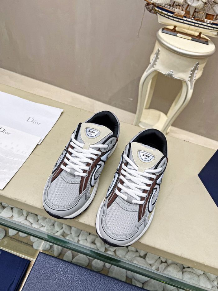 d1or b30 sneakers