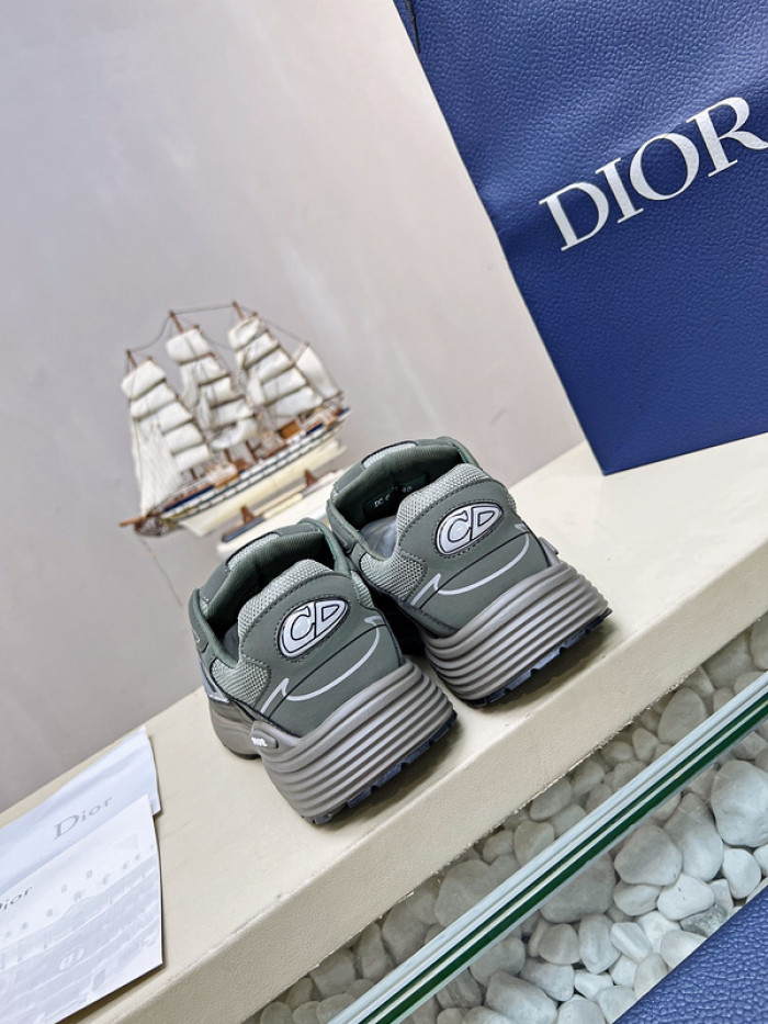 d1or b30 sneakers
