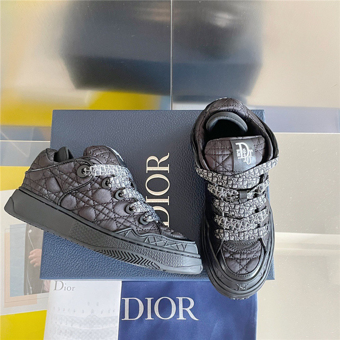 by erl b9s skater sneaker