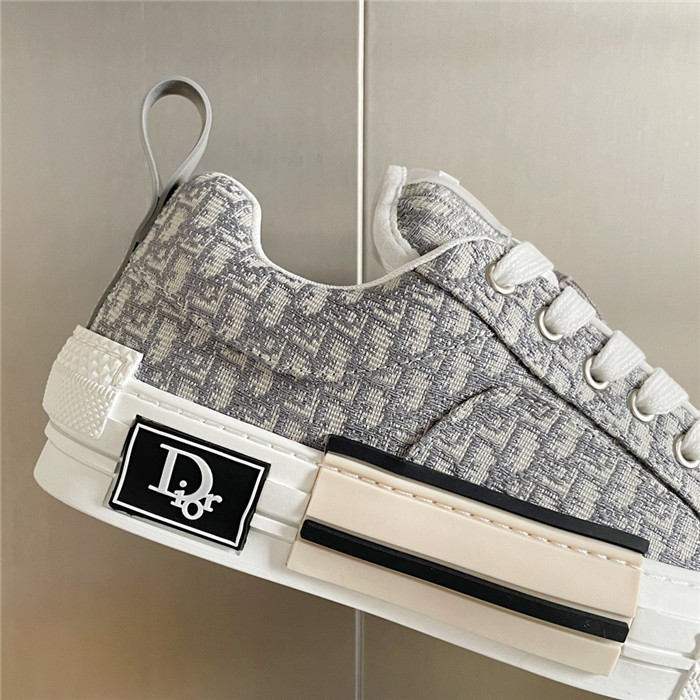 b23 oblique sneaker