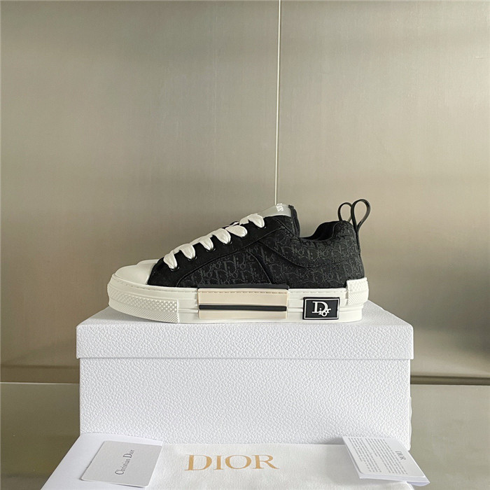 b23 oblique sneaker