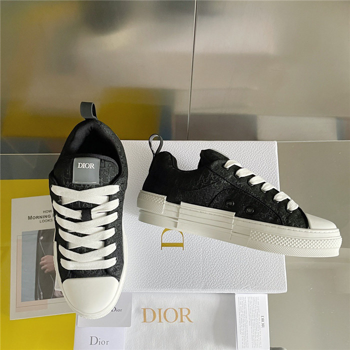 b23 oblique sneaker