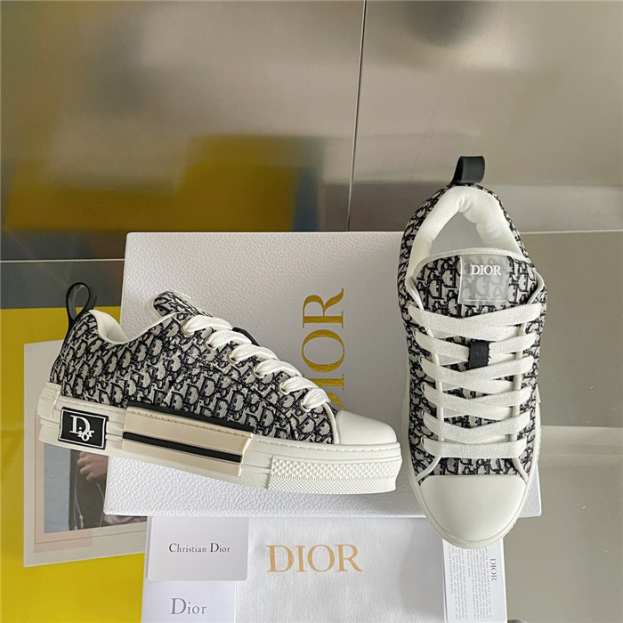 b23 oblique sneaker