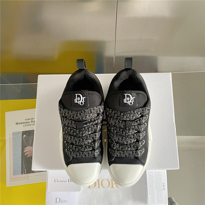 b23 oblique sneaker
