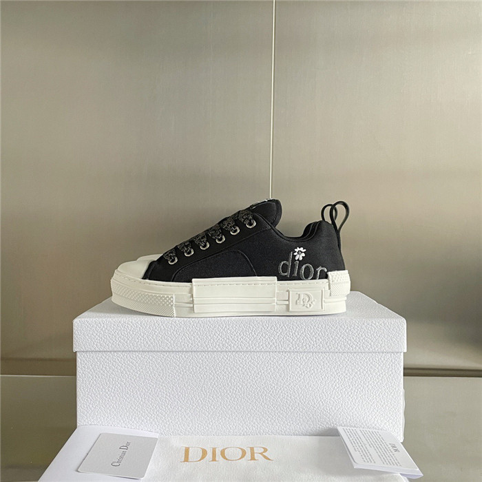 b23 oblique sneaker