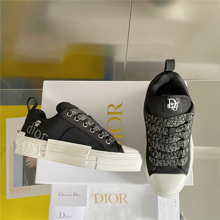 b23 oblique sneaker